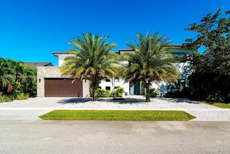 10151 SW 3rd St, Plantation, FL 33324