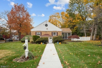 74 Ridgewood Ave, Glen Ridge, NJ 07028