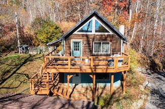 35 Norton Branch Rd, Marshall, NC 28753