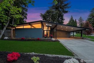 10830 SE 2nd St, Bellevue, WA 98004