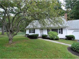 96 Brook Trail Rd, Concord, MA 01742