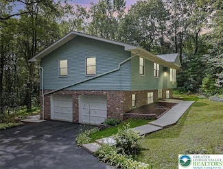 160 Milton Dr, Lehighton, PA 18235