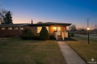 20500 Sunderland Rd, Detroit, MI 48219