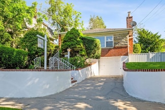 21814 36th Ave, Bayside, NY 11361