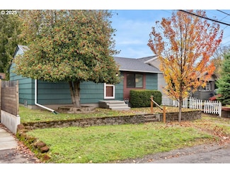 7643 SE Market St, Portland, OR 97215