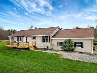 20 Papas Way, Sidney, ME 04330
