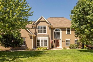1304 NE Piedmont Dr, Lees Summit, MO 64064