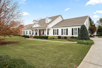 2111 Lovelace Ln, Murfreesboro, TN 37130