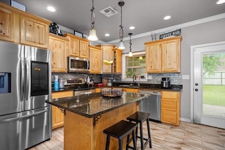 2607 Old Union Rd, Lufkin, TX 75904