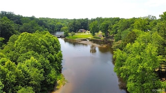 200 Swift Creek Ln, South Chesterfield, VA 23834