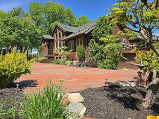 13125 N 73rd Plaza, Omaha, NE 68122