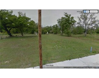 720 2nd St, Gulfport, MS 39501