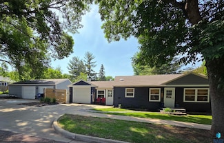 201 E 31st St, Sioux Falls, SD 57105
