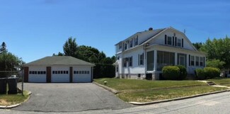 18 Meadow Ave, Cranston, RI 02920