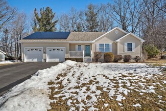 2 Bayberry Ln, Auburn, MA 01501