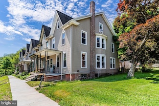 126 S 4th St, Newport, PA 17074
