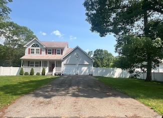 85 Patchogue Ave, Mastic, NY 11950