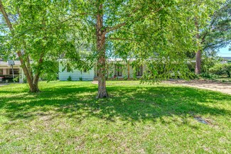 3965 Berkley Dr, Jackson, MS 39211