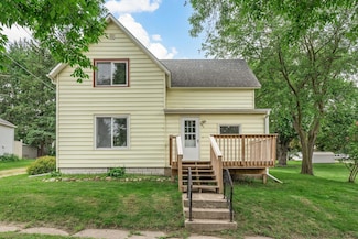 304 3rd St N, Ellendale, MN 56026
