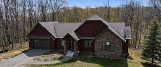 1776 Kitzbuhel Dr, Boyne City, MI 49712