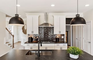 129 Cold Brook Dr Unit 1, Sudbury, MA 01776