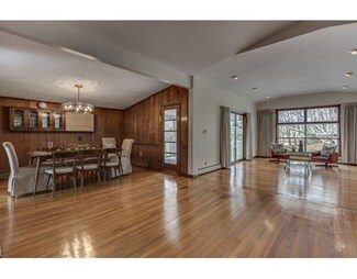 31 Sanderson Rd, Lexington, MA 02420
