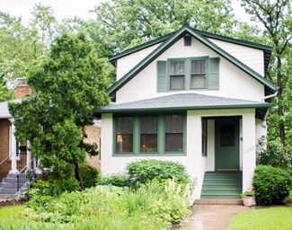 2333 Hartrey Ave, Evanston, IL 60201