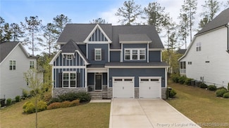 187 Scholar Dr, Spring Lake, NC 28390
