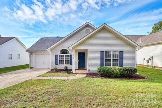 3635 Joel Turner Dr, Charlotte, NC 28216