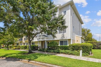 9862 W Park Village Dr Unit 106, Tampa, FL 33626