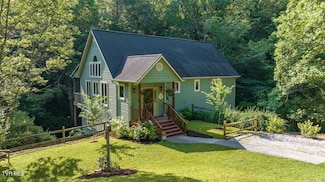 141 Laurel Highlands Rd, Roan Mountain, TN 37687