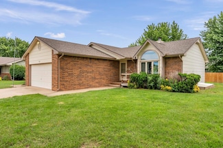 3660 S Eisenhower St, Wichita, KS 67215