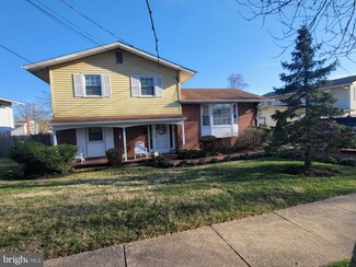 6935 Heidelburg Rd, Lanham, MD 20706