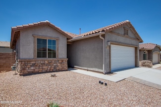 7518 S Salt Water Dr, Tucson, AZ 85757