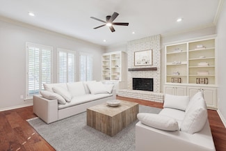 3027 Squireswood Dr, Carrollton, TX 75006