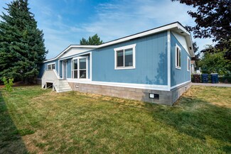 1867 NW Elm Ct, Redmond, OR 97756