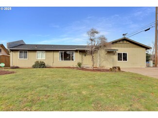 560 Hayden Bridge Way, Springfield, OR 97477