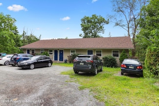 1335 Lake Rd, Factoryville, PA 18419