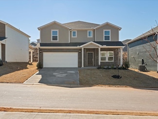 905 Burghley Cir, Greer, SC 29651