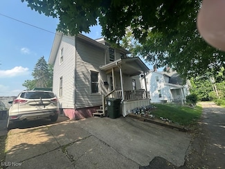 2411 Strasser Place SW, Canton, OH 44710