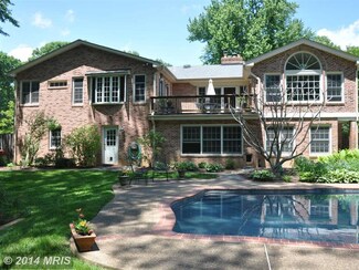 8943 Colesbury Place, Fairfax, VA 22031