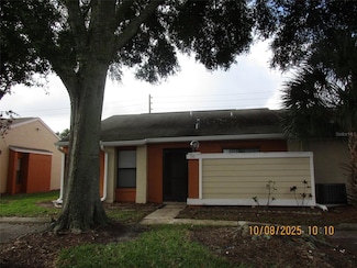 50 Silver Falls Cir, Kissimmee, FL 34743