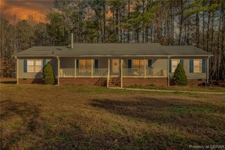 2587 Pine Top Ln, Gloucester, VA 23061
