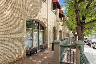 357 Kellogg Blvd Unit 8, Saint Paul, MN 55101
