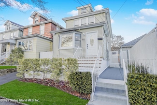 67 Roff St, Staten Island, NY 10304