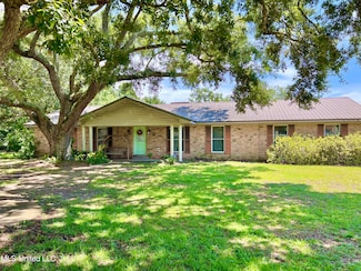 7904 Point Aux Chenes Rd, Ocean Springs, MS 39564