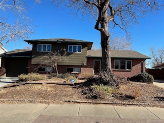 902 S Potomac Way, Aurora, CO 80012