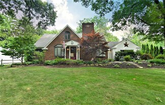 165 Schocalog Rd, Akron, OH 44313