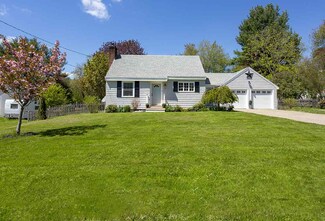 9 Pearson Dr, Dover, NH 03820