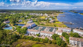5415 Marina Club Dr, Wilmington, NC 28409